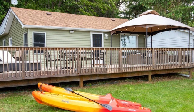 Whitewater Lake Living - Large Deck - In The Heart of the Kettle Moraine
