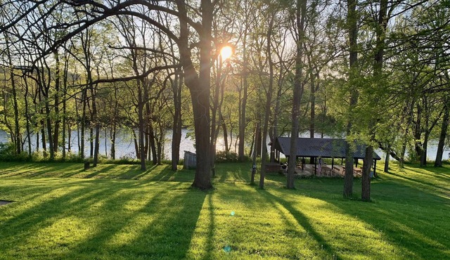 Whitewater River House - A Riverside Retreat in Brookville, Indiana