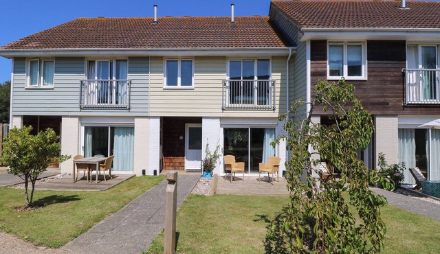 WHITFIELD P10, family friendly, country holiday cottage in Yarmouth