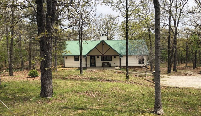 Whitley and Cooper’s Sweet Retreat, Tenkiller Lake