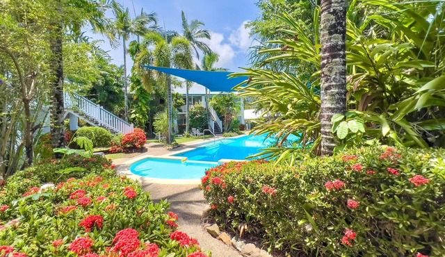 Whitsundays Studio with Pool & Tropical Garden
