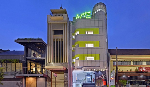 Whiz Hotel Falatehan Jakarta