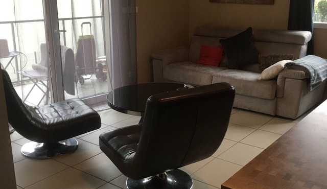 Whole apartment 4 persons- parking - balcony - wifi gatuite- BALMA Vidalhian