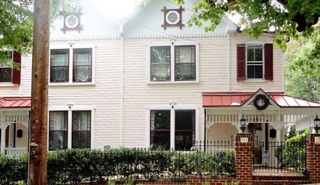 Whole House Rental in Virgina