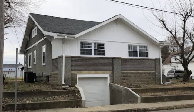 Whole house w/full basement 3 bdrms 2.5 baths 5 recliners + air mattress space