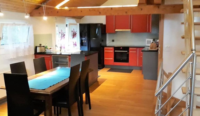 Whole large 3 levels apartment
