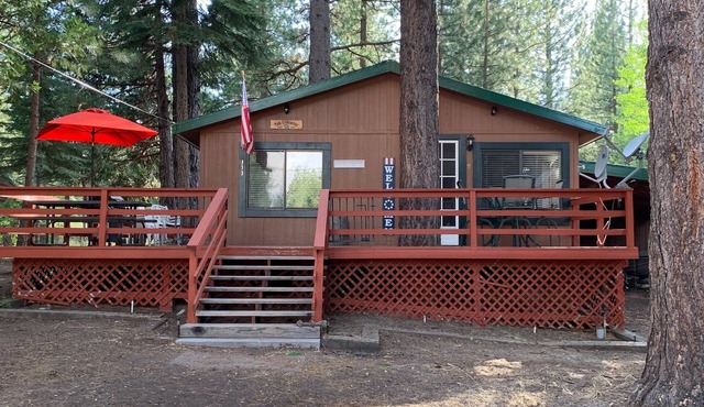 Wi-Fi 2 bed/2 bath Peaceful Calpine Retreat!
