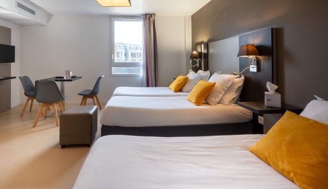 Wi-Fi + Cilmatisation ! Studio proche du Centre