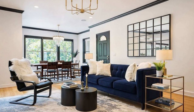 Wicker Park Home: Movie Room, Piano