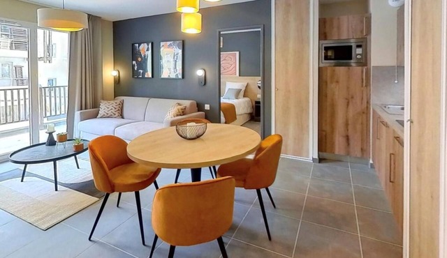 Wifi, 100m from ski slopes, sauna, hammam, parking, tv, ski locker, 42m², Auron