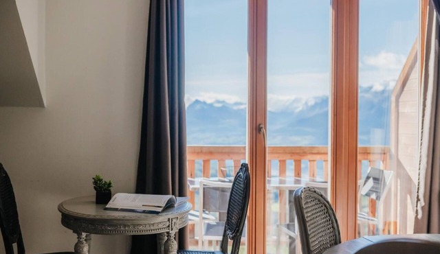 Wifi, 200m from ski slopes, fitness, swimming pool, terrace, balcony, parking, tv, 40m², Les Orres