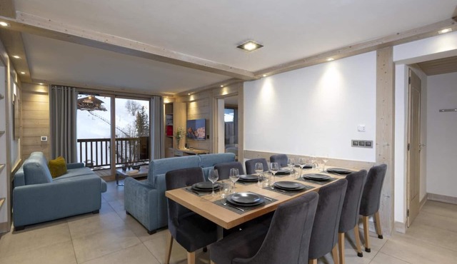 Wifi, 20m from ski slopes, fitness, swimming pool, terrace, balcony, parking, tv, ski locker, 70m²