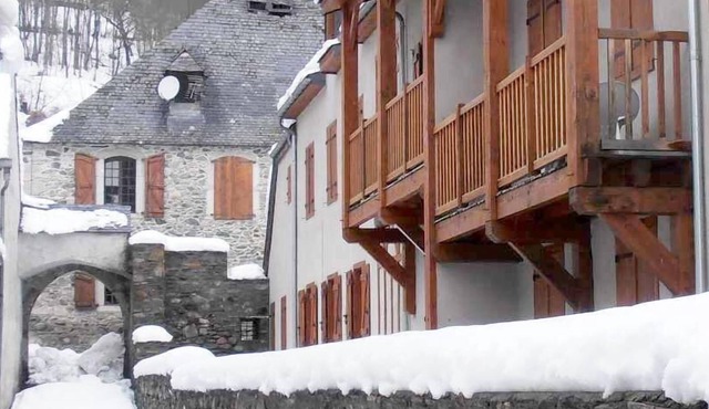 Wifi, 2nd floor, swimming pool, tv, ski locker, 35m², Saint Lary Soulan