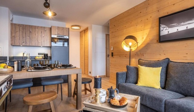 Wifi, 300m from ski slopes, swimming pool, sauna, hammam, terrace, balcony, parking, ski locker