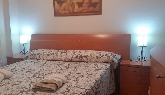 WiFi, 4 Bedrooms, Parking, Elevator. Ideal for families and friends.
