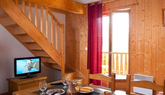 Wifi, swimming pool, terrace, balcony, parking, 35-40m², Saint Sorlin d'Arves