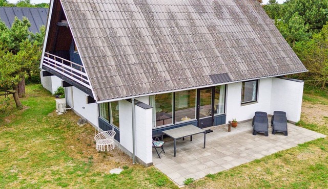 "Wiger" - 150m from the sea by Interhome
