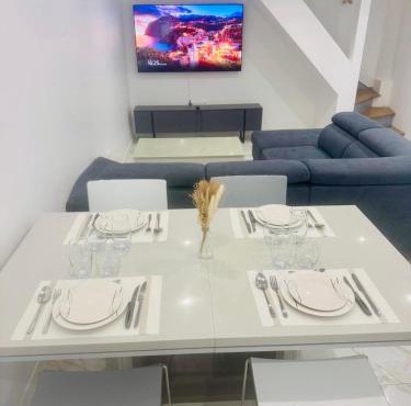wihi-loges - Appartement type grand T2, calme, centre-ville de Nevers