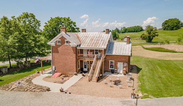 Wild Acres Farm, Fishery and Hunting Preserve - Lodge