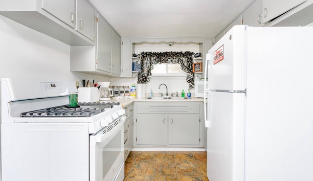 Wild Acres Farm, Fishery and Hunting Preserve - Cottage