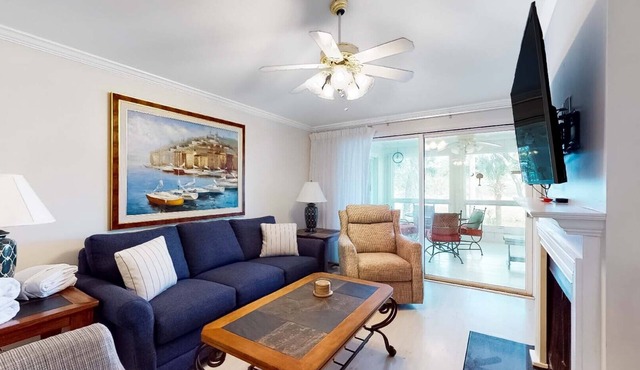 Wild Dunes home-Beach, Golf, Tennis- lagoon and golf view, sleeps 8!
