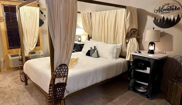 Wild & Free Lodge Rm. 202