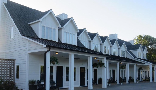 Wild Horse Inn