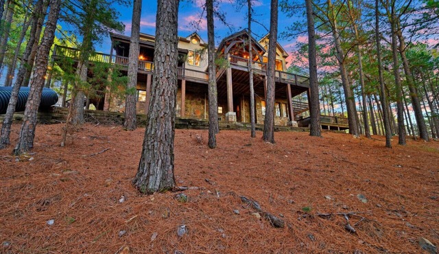 Wild Horse Lodge · Sleeps 25! New Listing! · Game Room & Theatre