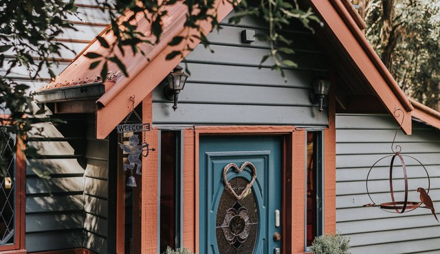 Wild Orchid Olinda ~ Private Luxury self contained Cottage ~ Dandenong Ranges