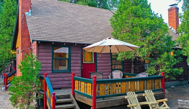 Wild Rose Duplex - Studio | One Bed | ¾ Bathroom | Sleeps Two
