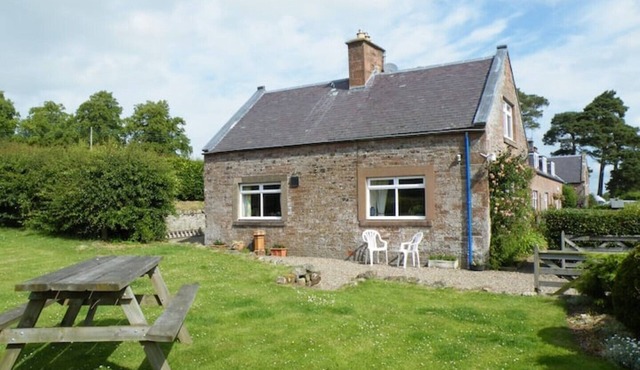 Wild Rose in rural location with lovely views on a working farm with walks