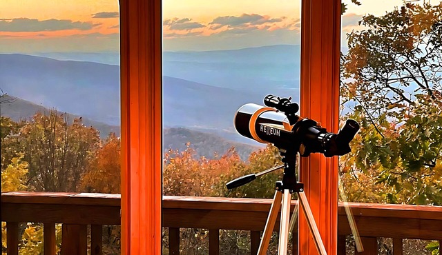 Wildbriar Lodge Luxe 6BR, 6,000 SqFt w/Theater, Karaoke, Games & Sunset Views