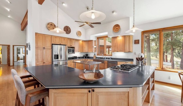 Wildcat Canyon Retreat | Epic Deck + Views