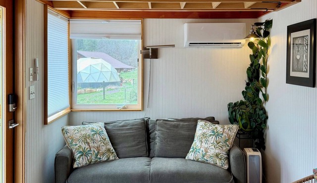 Wildcat Polly ~ Tiny but WildnUnique tiny home in Durango, Colorado