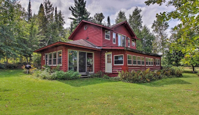 ‘Wilderness Acres’ Retreat on Bear Lake!