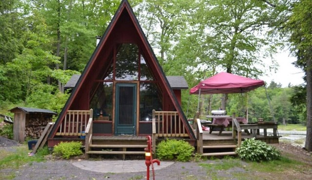 Wilderness Beech Cabin on Private Laken