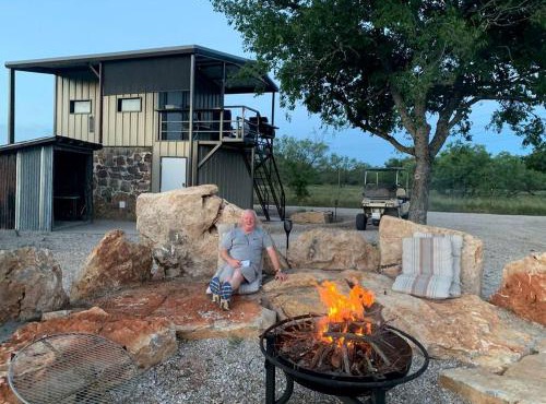 Wilderness Cabin Rental Perfect for Glamping in Texas