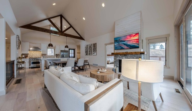 Wilderness Club Haven for 12!