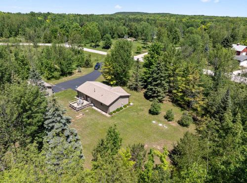 Wilderness Retreat by Simple Life Rentals