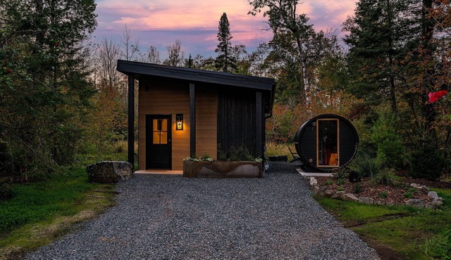 Wildernest Cabins · Cabin 4
