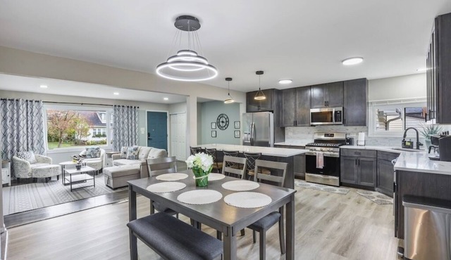 Wildflower - Wheaton Home!