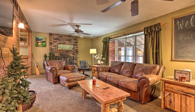 'Wildlife Lodge' Columbia Retreat off I-70!