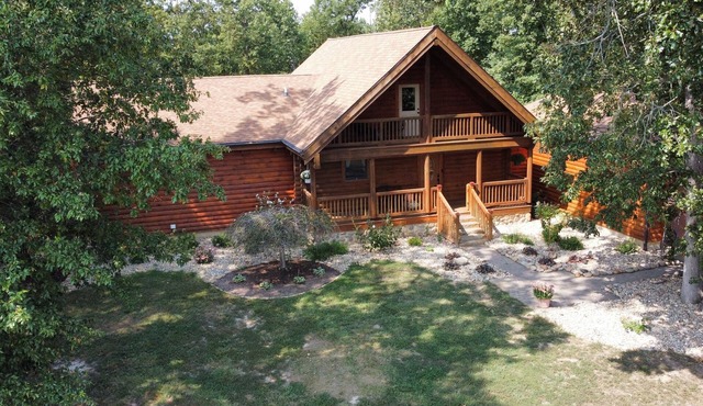 Wildwood Escape Cabin - Lake, Kayaks, Fishing, Dock, Patio, Garden, Huge Firepit