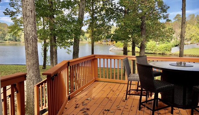 Wildwood Family Fun Lake Cabin