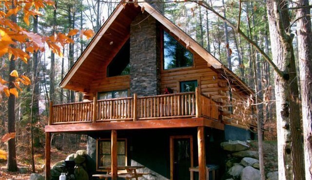 "Wildwood in the Pines" - Unique Adirondack Log Cabin - High Peaks