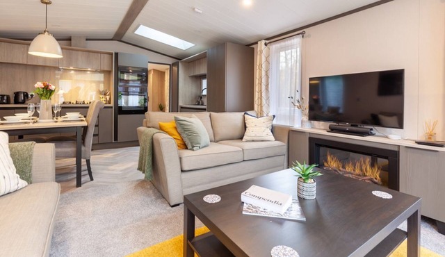 Wildwood - modern Kelling Heath caravan