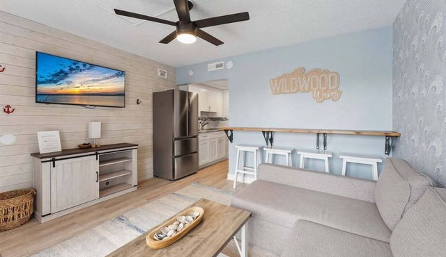 Wildwood Waves: 1 Bedroom Condo with 2 Queen Beds