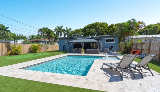 Wiley`s Paradise - 3bedroom/2bath + Office & Heated Pool