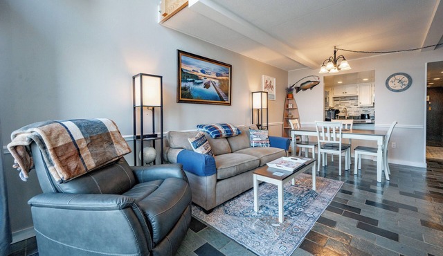 Will O' The Wisp: 508G Two Bedroom/One Bath