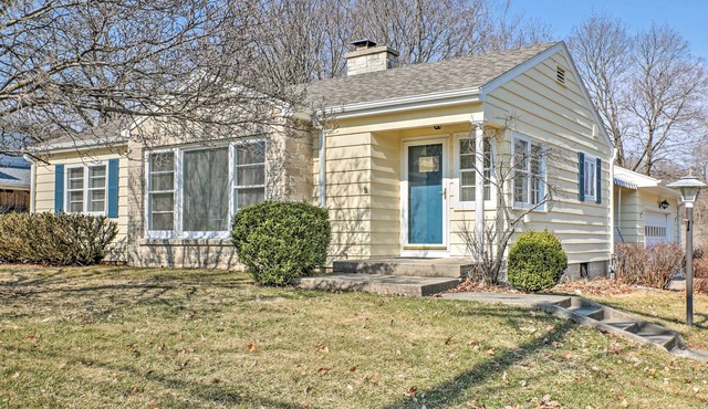 Williams Bay Retreat: Walk to Lake Geneva & Town!